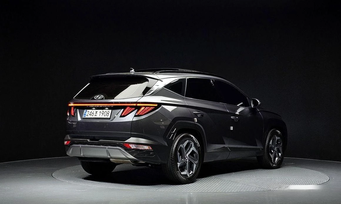 Hyundai Tucson Diesel 2.0 2WD Inspiration - изображение 2