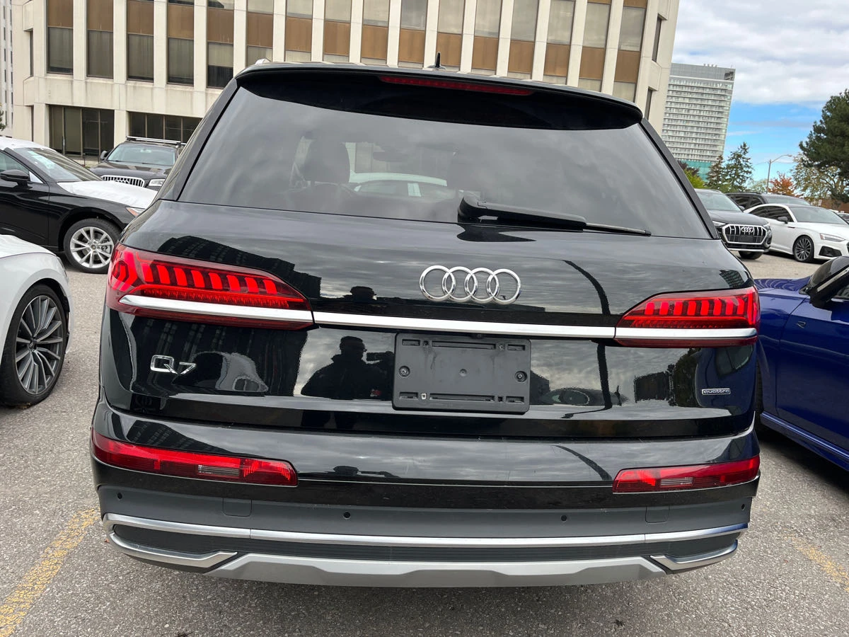 Audi Q7 * CARFAX * БЕЗ ПЪРВОНАЧАЛНА ВНОСКА - изображение 4