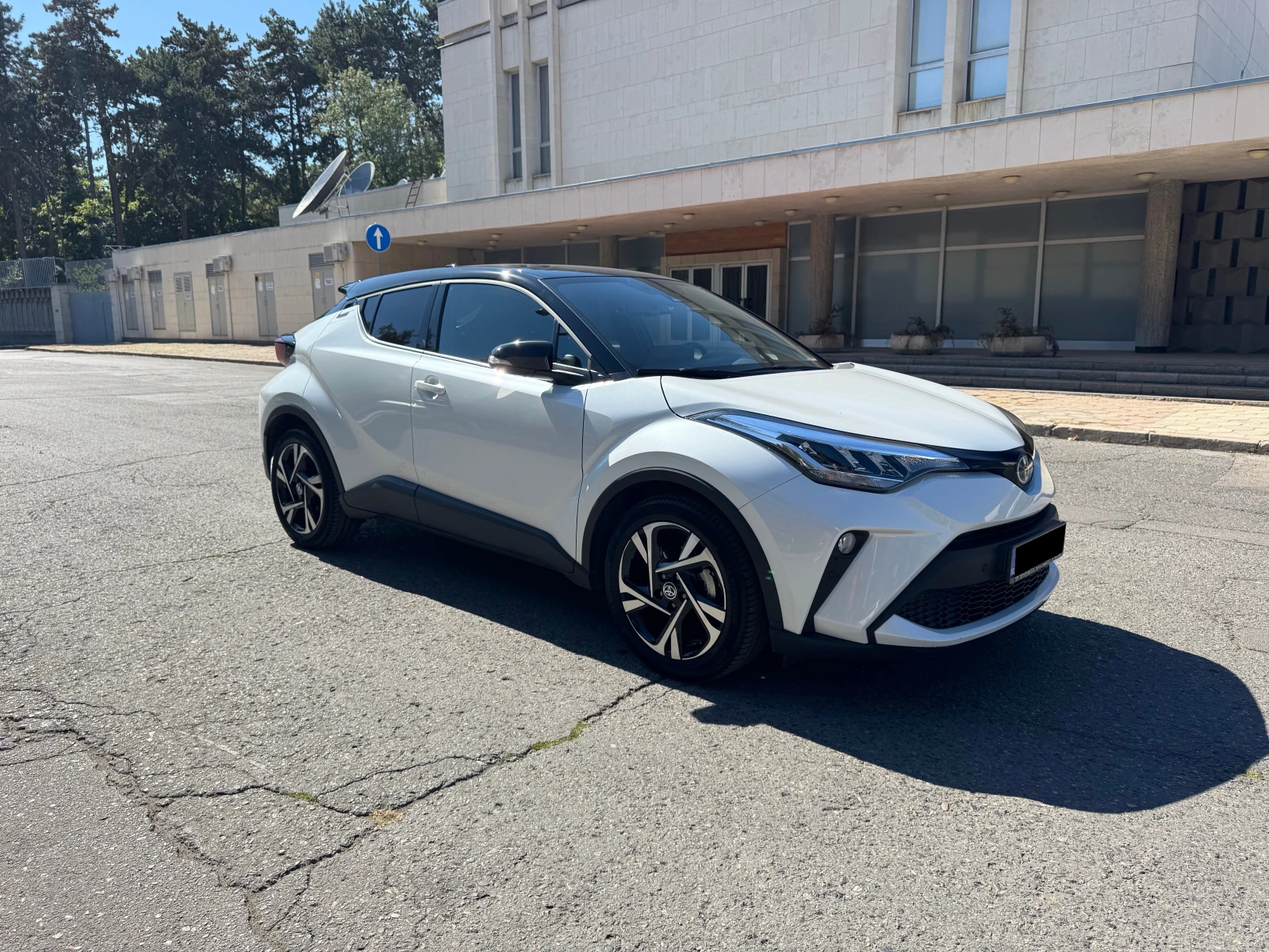 Toyota C-HR 2.0 Hybrid Team Deutschland 
