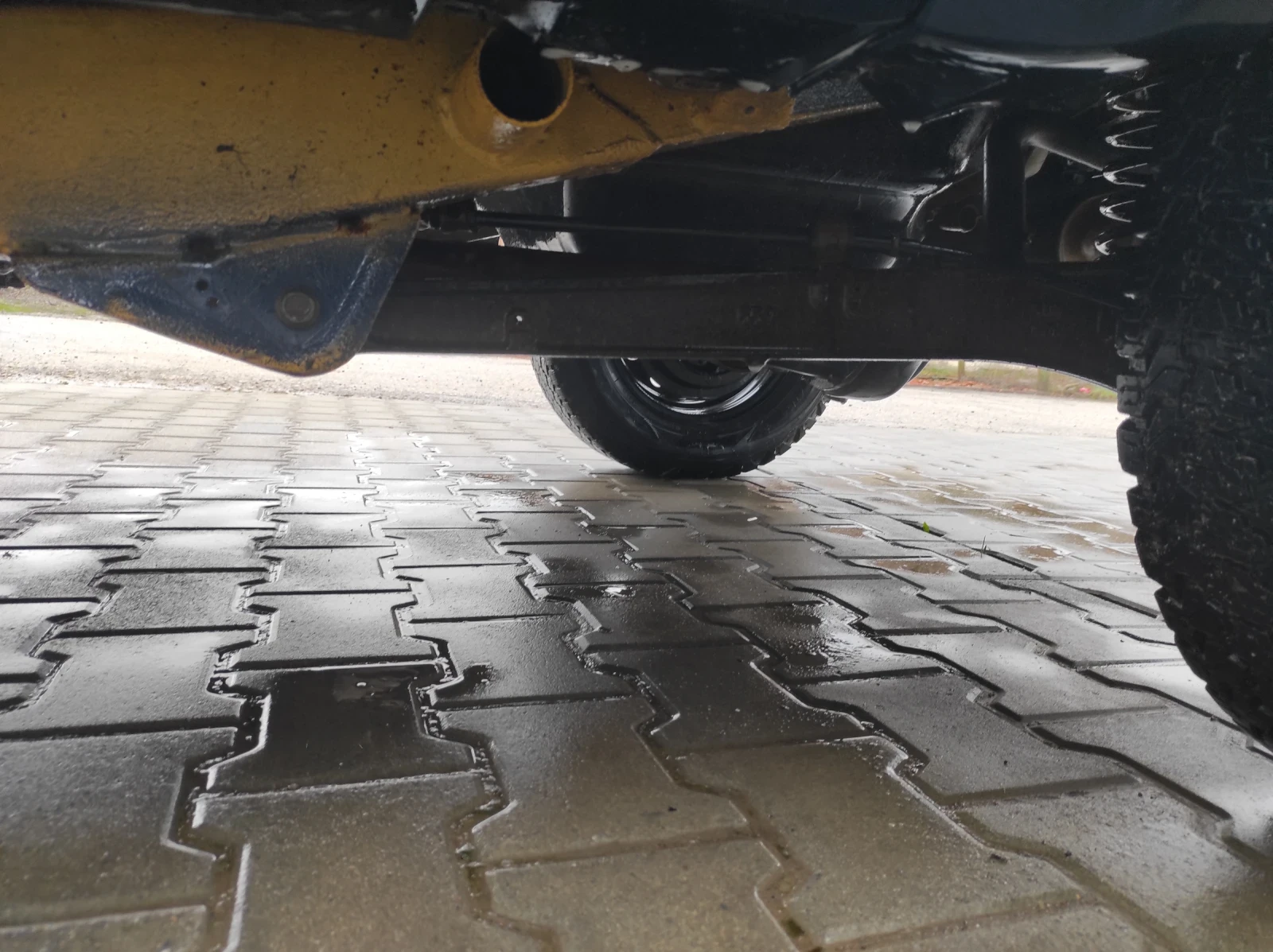 Suzuki Jimny, снимка 9 - Автомобили и джипове - 54032633