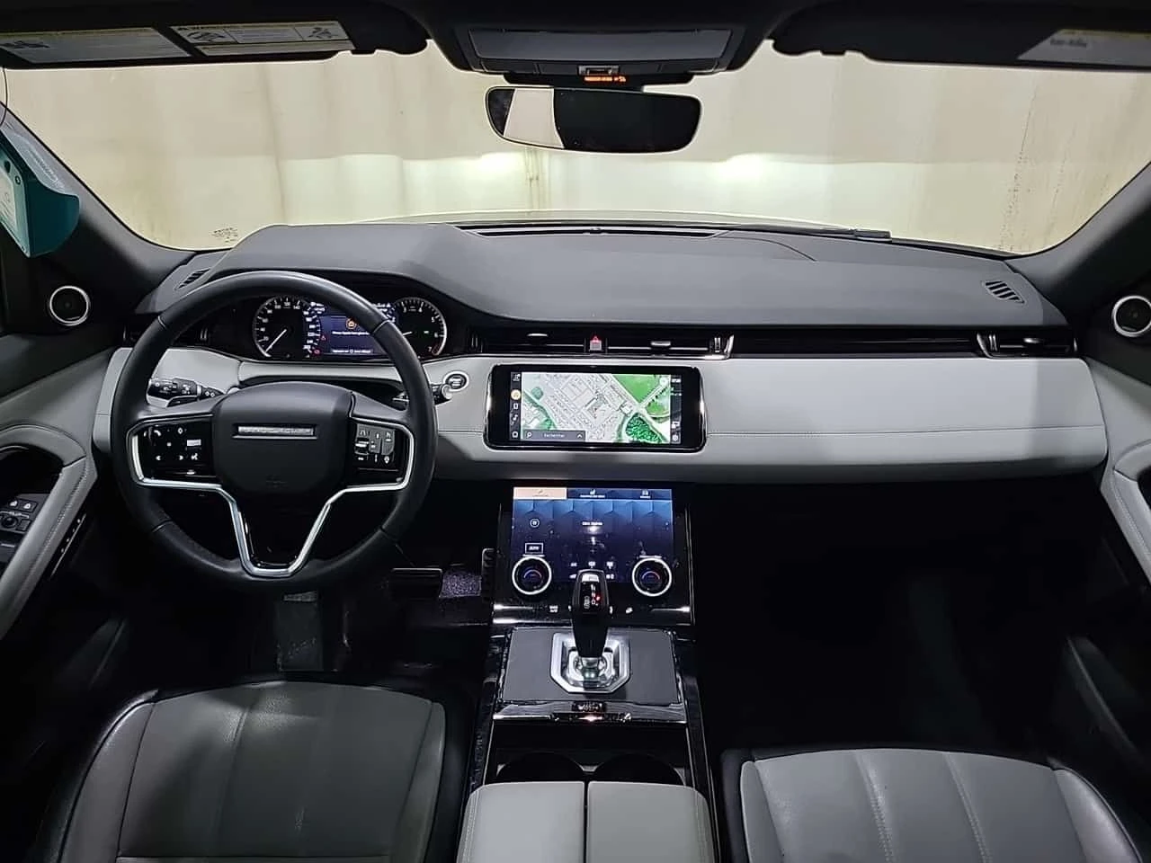 Land Rover Range Rover Evoque R DYNAMIC SE| PANORAMA| 2 КЛЮЧА| AMBIENT| , снимка 11 - Автомобили и джипове - 54412245