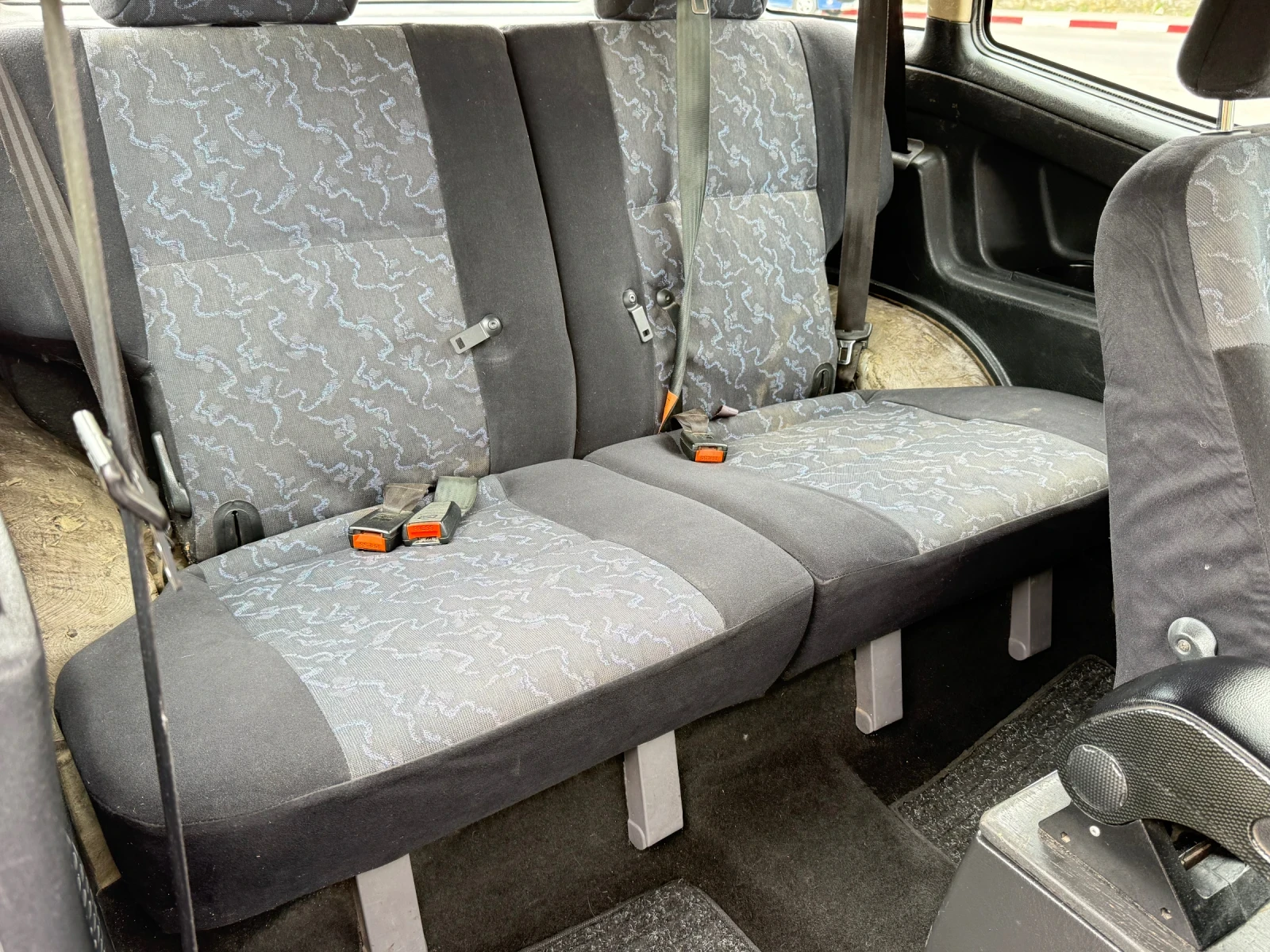 Nissan Terrano 2.7TDI Климатик/4х4/Италия, снимка 13 - Автомобили и джипове - 55136539