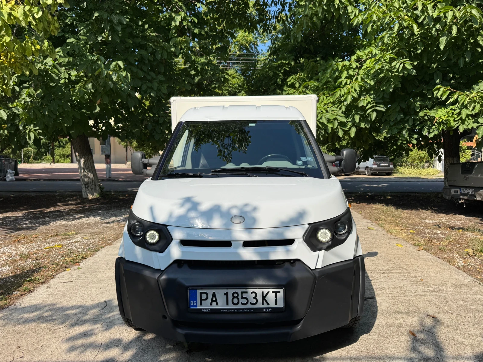 Други Друг Street Scooter Van