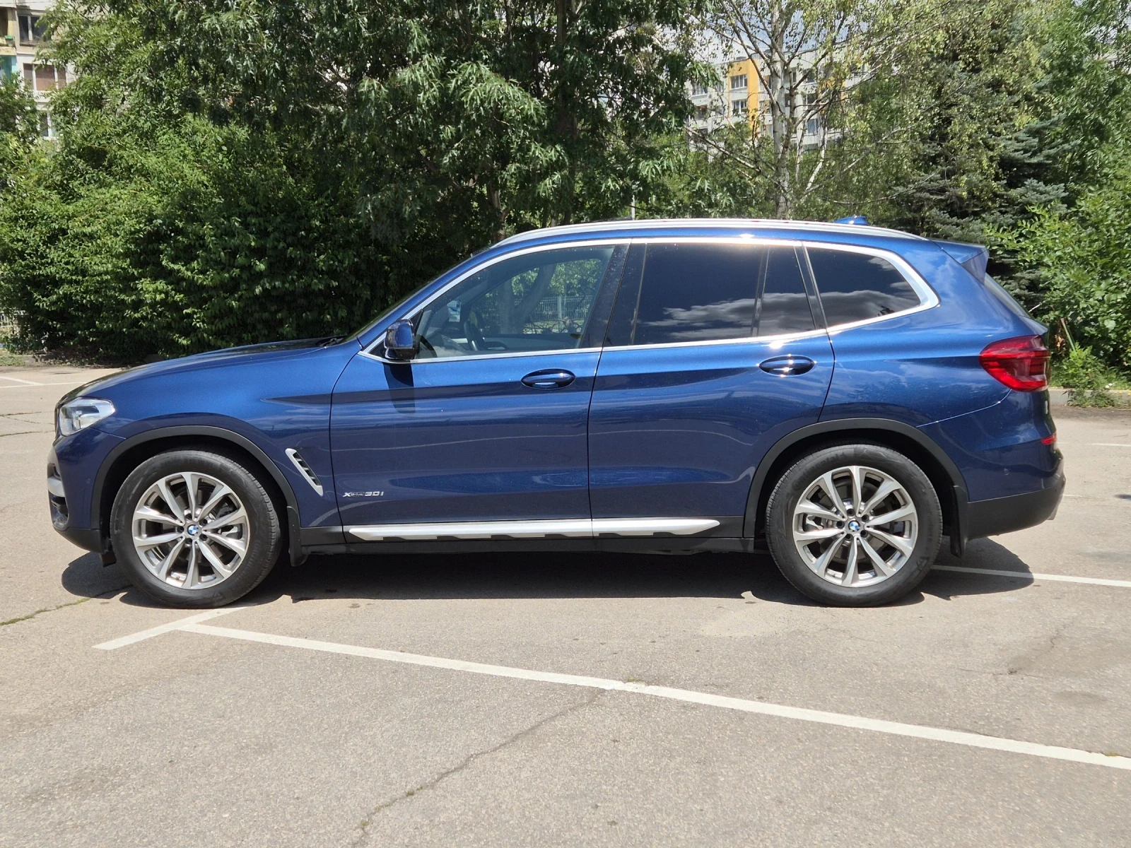 BMW X3 xDrive 30i | Дистроник, камери 360 | ХарманКардон, снимка 4 - Автомобили и джипове - 55413349