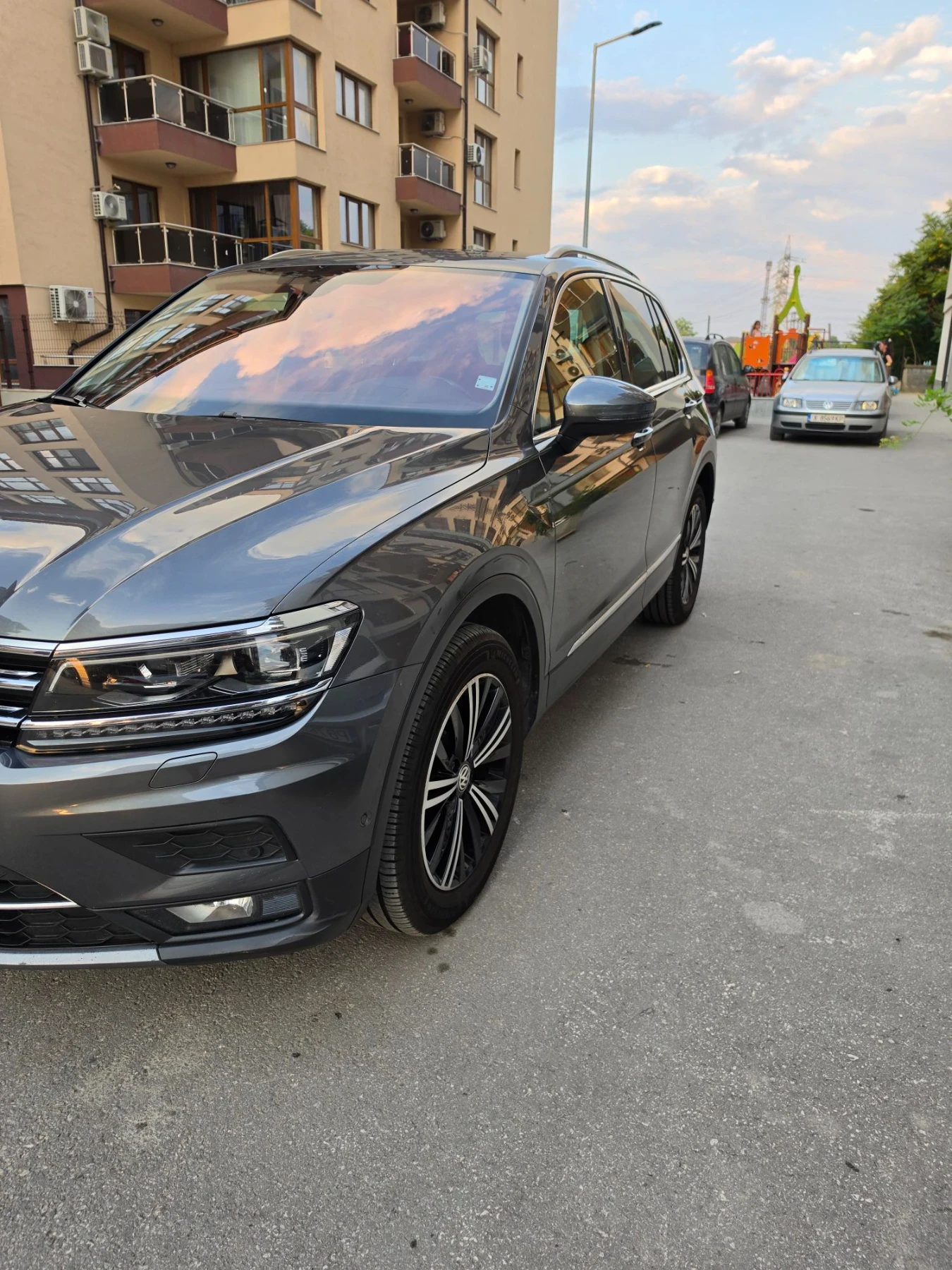VW Tiguan, снимка 11 - Автомобили и джипове - 55579154