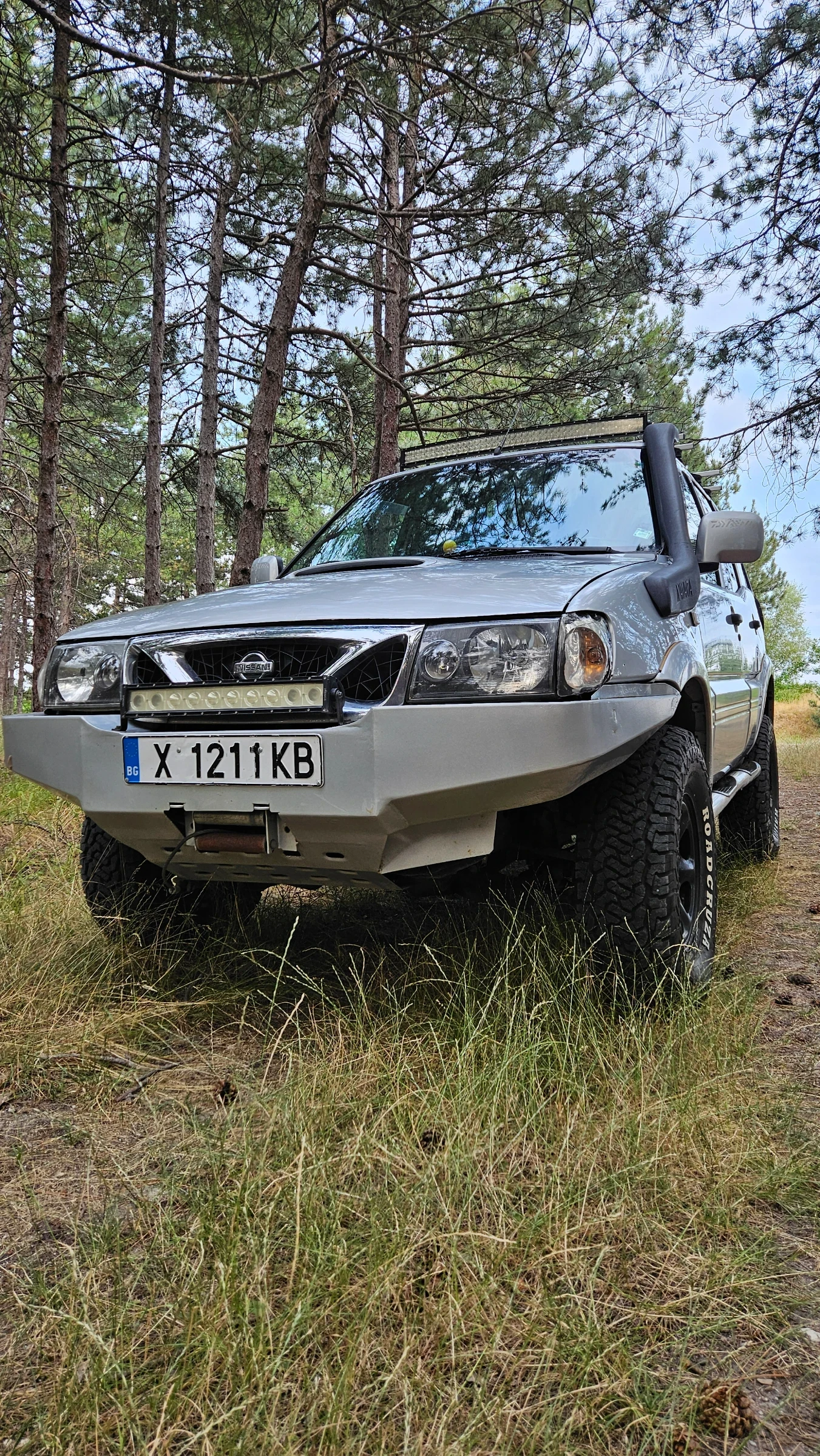 Nissan Terrano, снимка 6 - Автомобили и джипове - 55825660