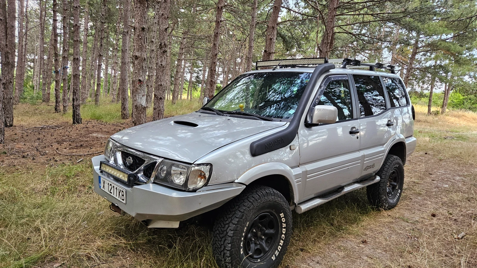 Nissan Terrano, снимка 2 - Автомобили и джипове - 55825660