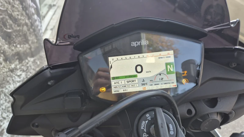 Aprilia Tuono V4 1100 FACTORY , снимка 9 - Мотоциклети и мототехника - 52581183