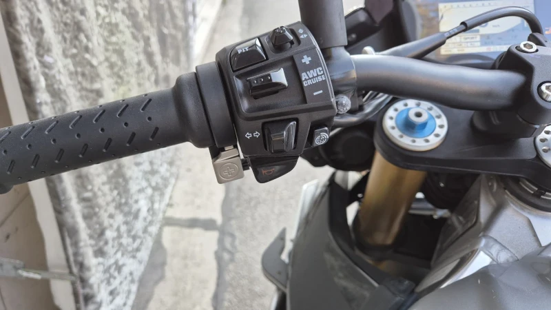 Aprilia Tuono V4 1100 FACTORY , снимка 10 - Мотоциклети и мототехника - 52581183