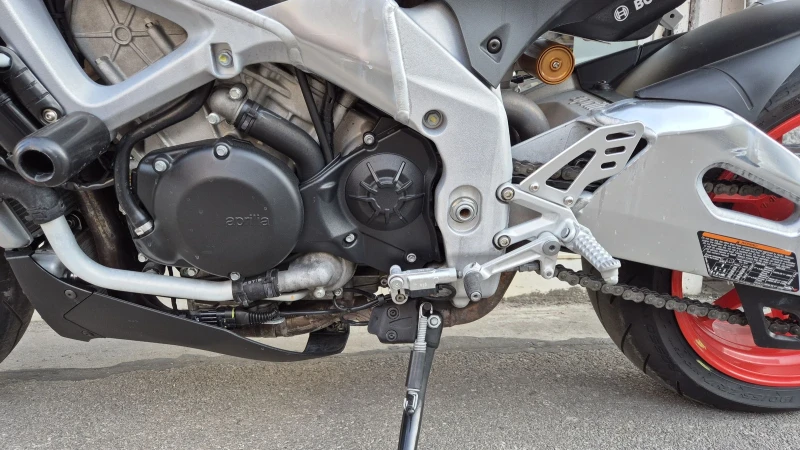 Aprilia Tuono V4 1100 FACTORY , снимка 17 - Мотоциклети и мототехника - 52581183