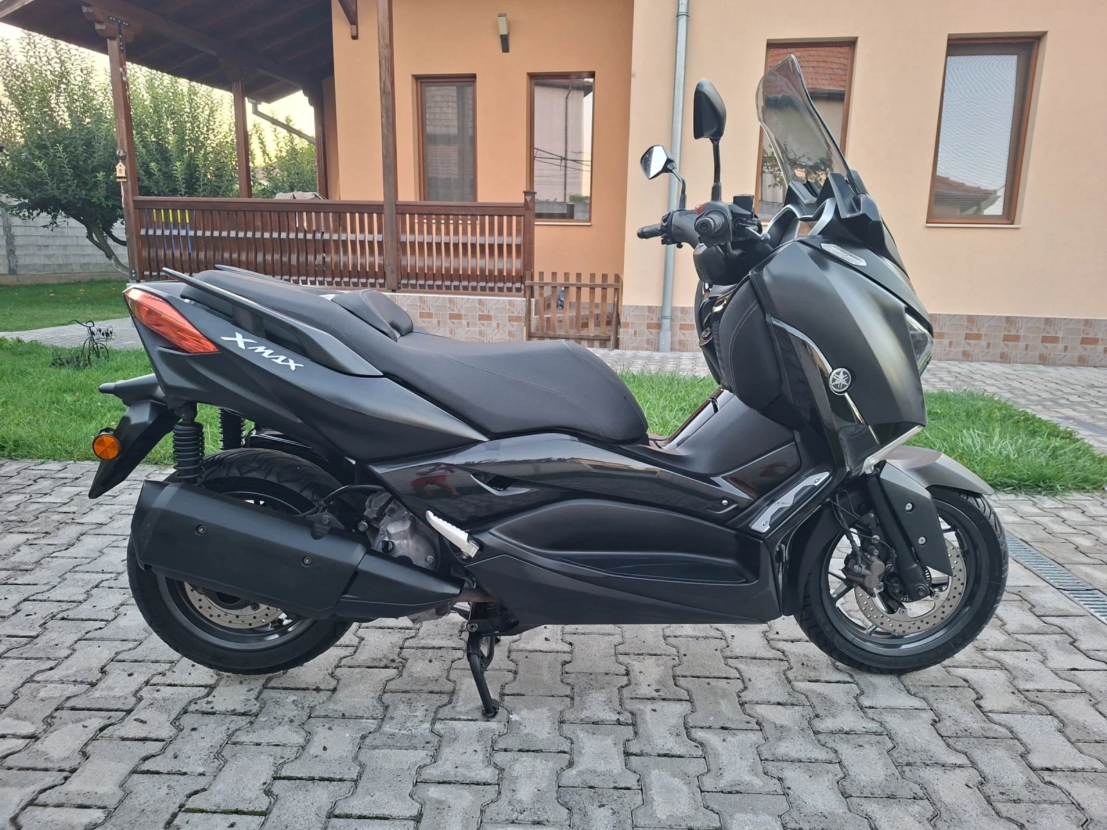 Yamaha X-max 300 LER ABS TC IRON MAX, снимка 2 - Мотоциклети и мототехника - 55963513