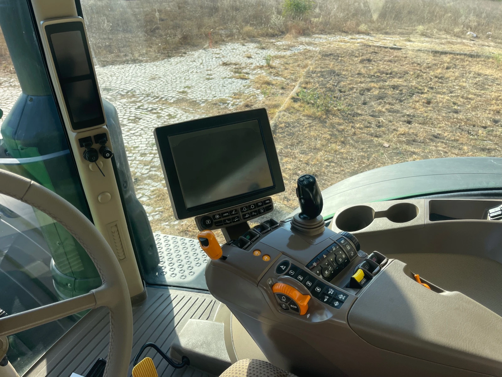  John Deere 8400R POWER SHIFT E-23  | Mobile.bg   15