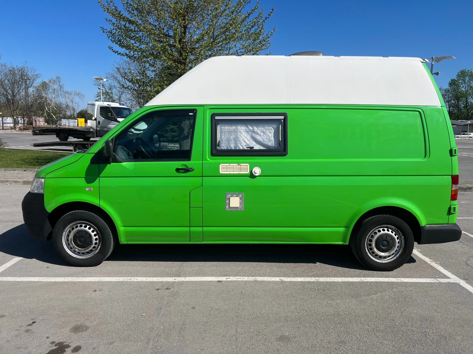 Кемпер VW Т5/ Газ/ Солар/ 12-220v, снимка 3 - Каравани и кемпери - 54309662