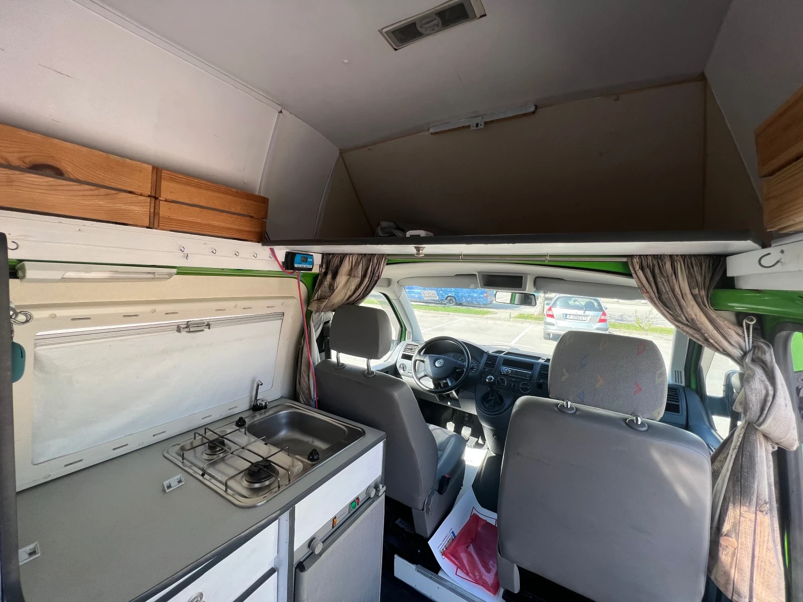 Кемпер VW Т5/ Газ/ Солар/ 12-220v, снимка 13 - Каравани и кемпери - 54309662