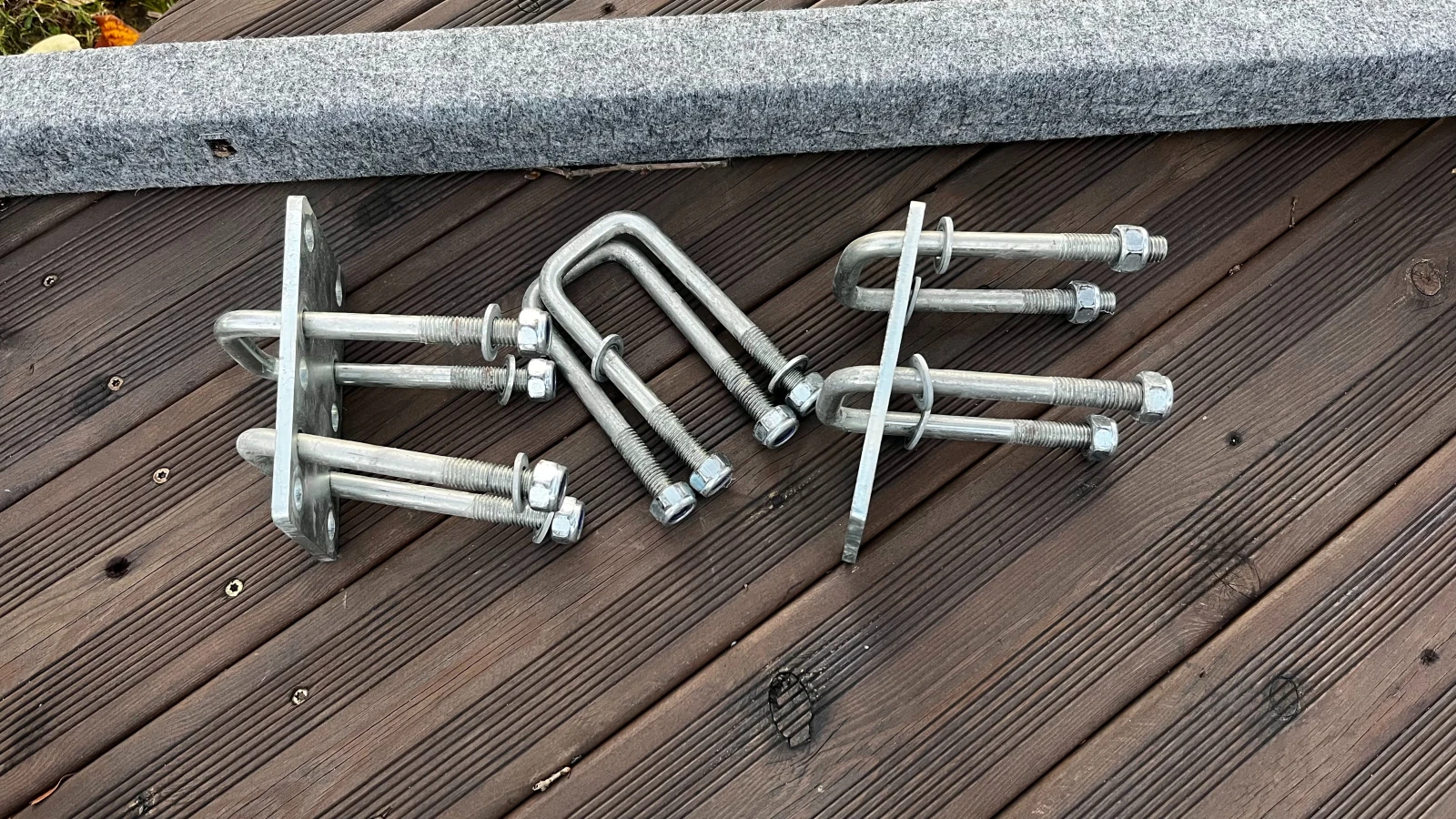 �� ���������  NIEWIADOW | Mobile.bg � ����������� 3