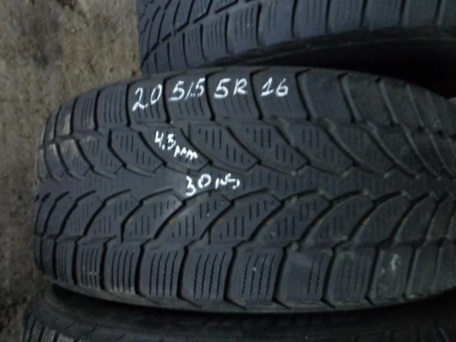 Гуми Зимни 205/55R16, снимка 7 - Гуми и джанти - 12764755