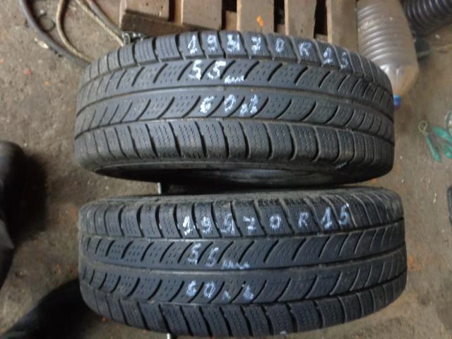 Гуми Зимни 195/70R15, снимка 3 - Гуми и джанти - 20253645