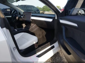 Tesla Model 3 * LONG RANGE* DUAL MOTOR ALL-WHE* KEYLESS* Camera*, снимка 9