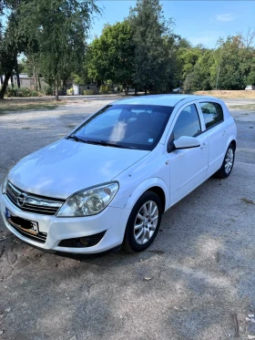 Opel Astra, снимка 1
