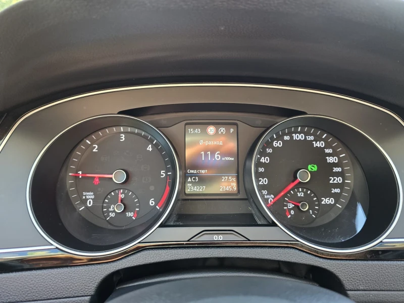 VW Passat 2.0TDI 150k.c.  DSG Facelift , снимка 12 - Автомобили и джипове - 47379119