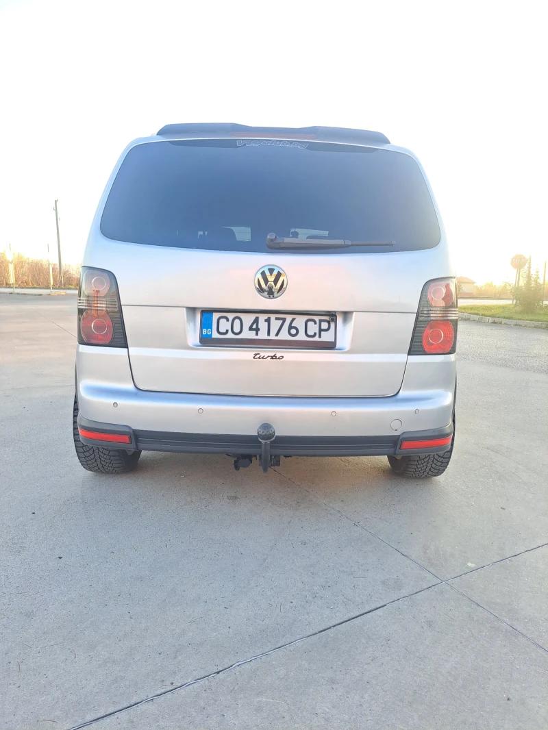 VW Touran Cross DSG , снимка 6 - Автомобили и джипове - 47920626