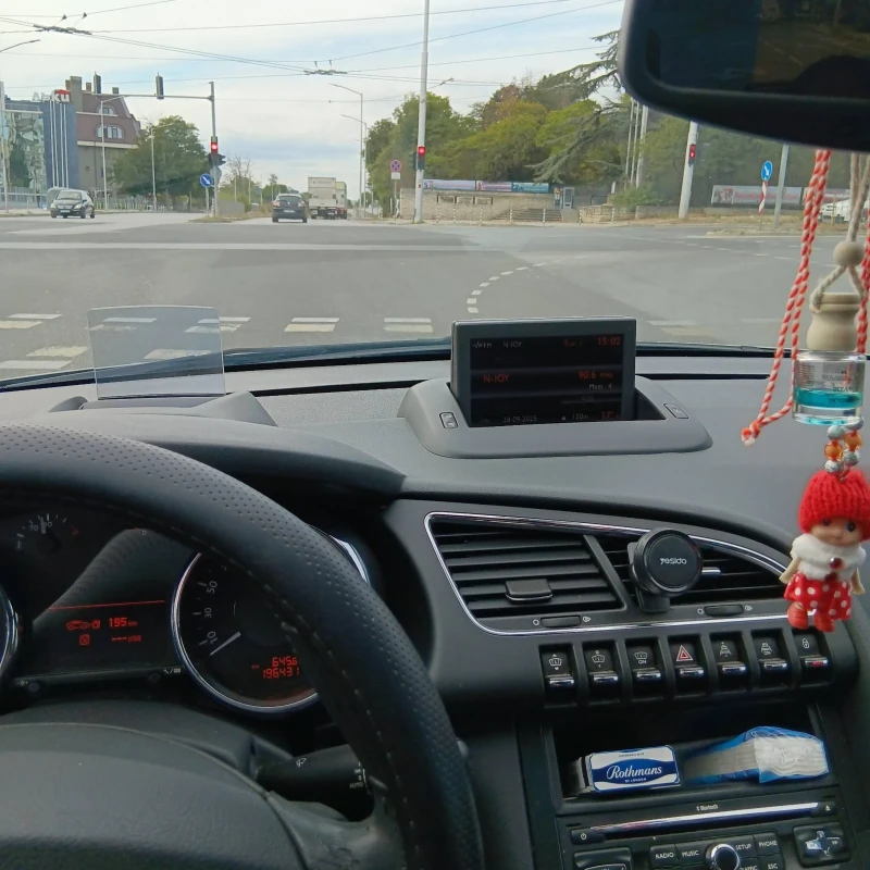 Peugeot 3008, снимка 8 - Автомобили и джипове - 52371764