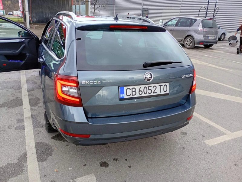 Skoda Octavia, снимка 11 - Автомобили и джипове - 52552725