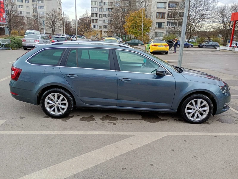 Skoda Octavia, снимка 6 - Автомобили и джипове - 52552725