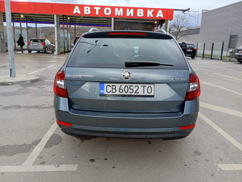 Skoda Octavia, снимка 4 - Автомобили и джипове - 52552725