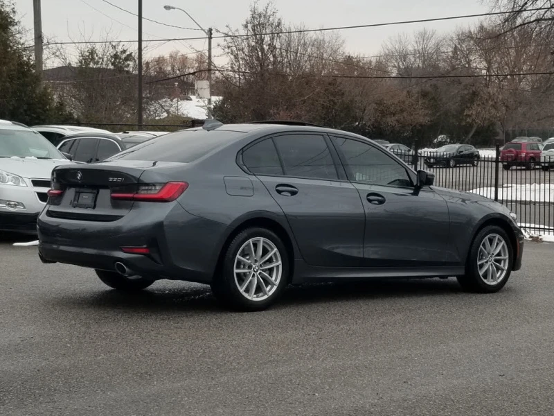 BMW 330 xDrive ПОДГРЕВ* CAM* KEYLESS* BLINDSPOT* , снимка 7 - Автомобили и джипове - 52734834