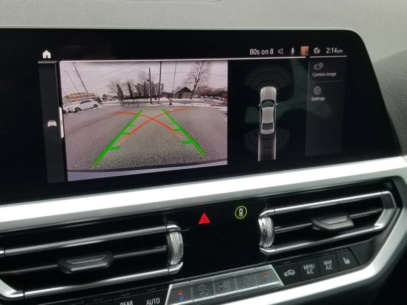 BMW 330 xDrive ПОДГРЕВ* CAM* KEYLESS* BLINDSPOT* , снимка 10 - Автомобили и джипове - 52734834