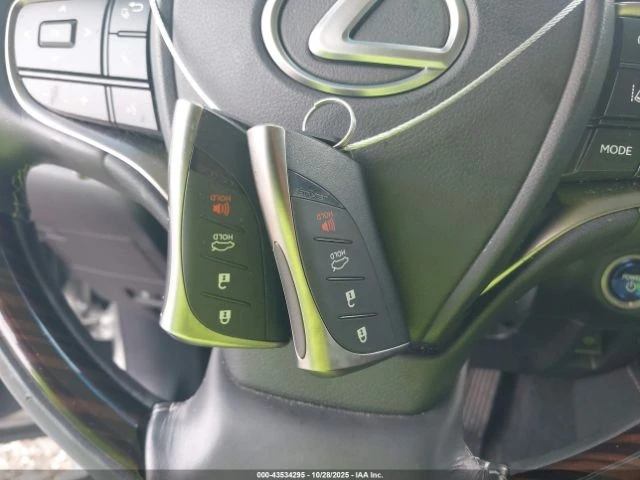 Lexus ES 300 H - изображение 10