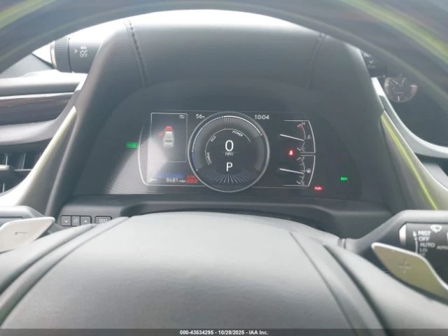 Lexus ES 300 H - изображение 7