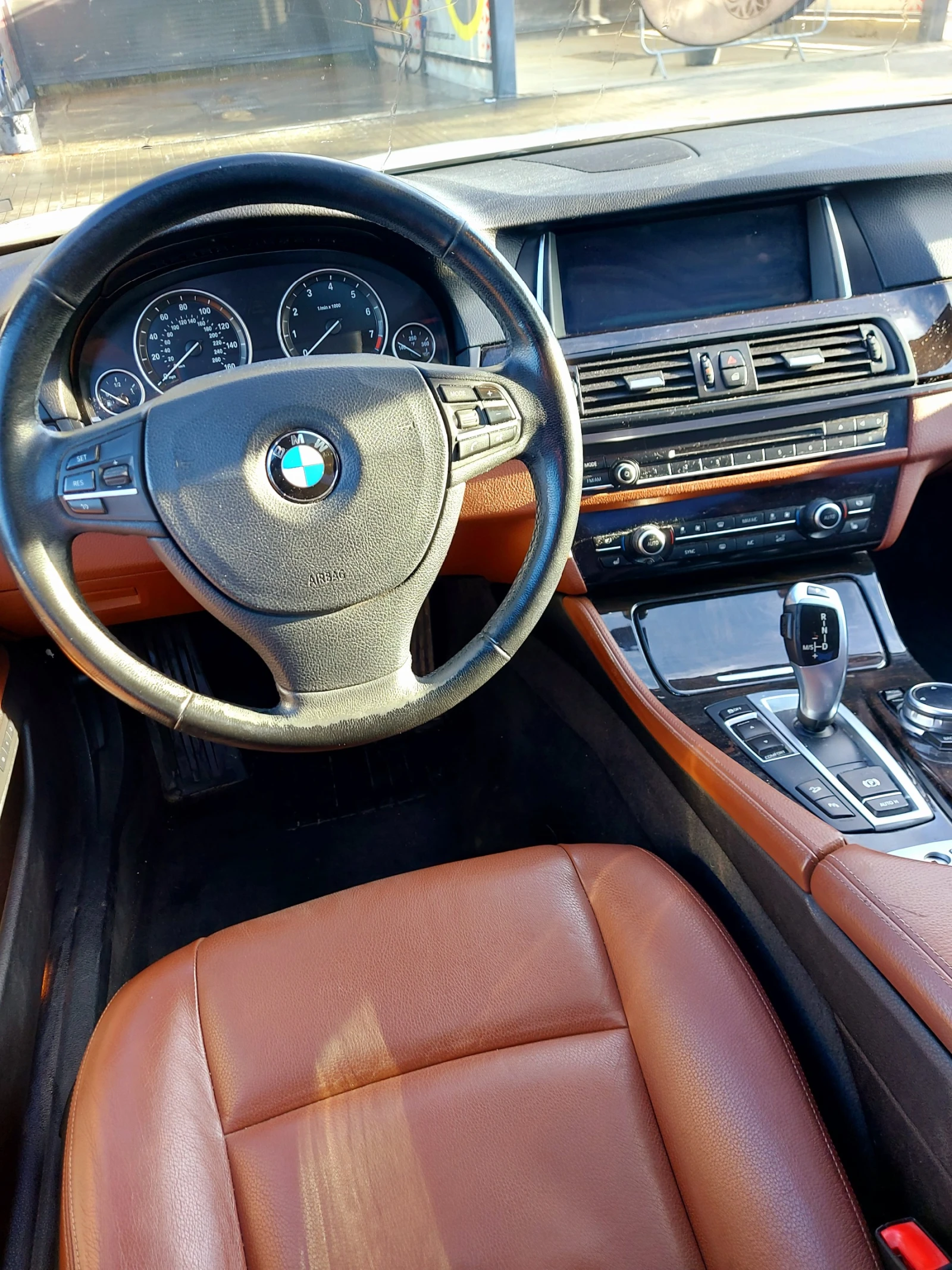 BMW 528 LCI - изображение 6