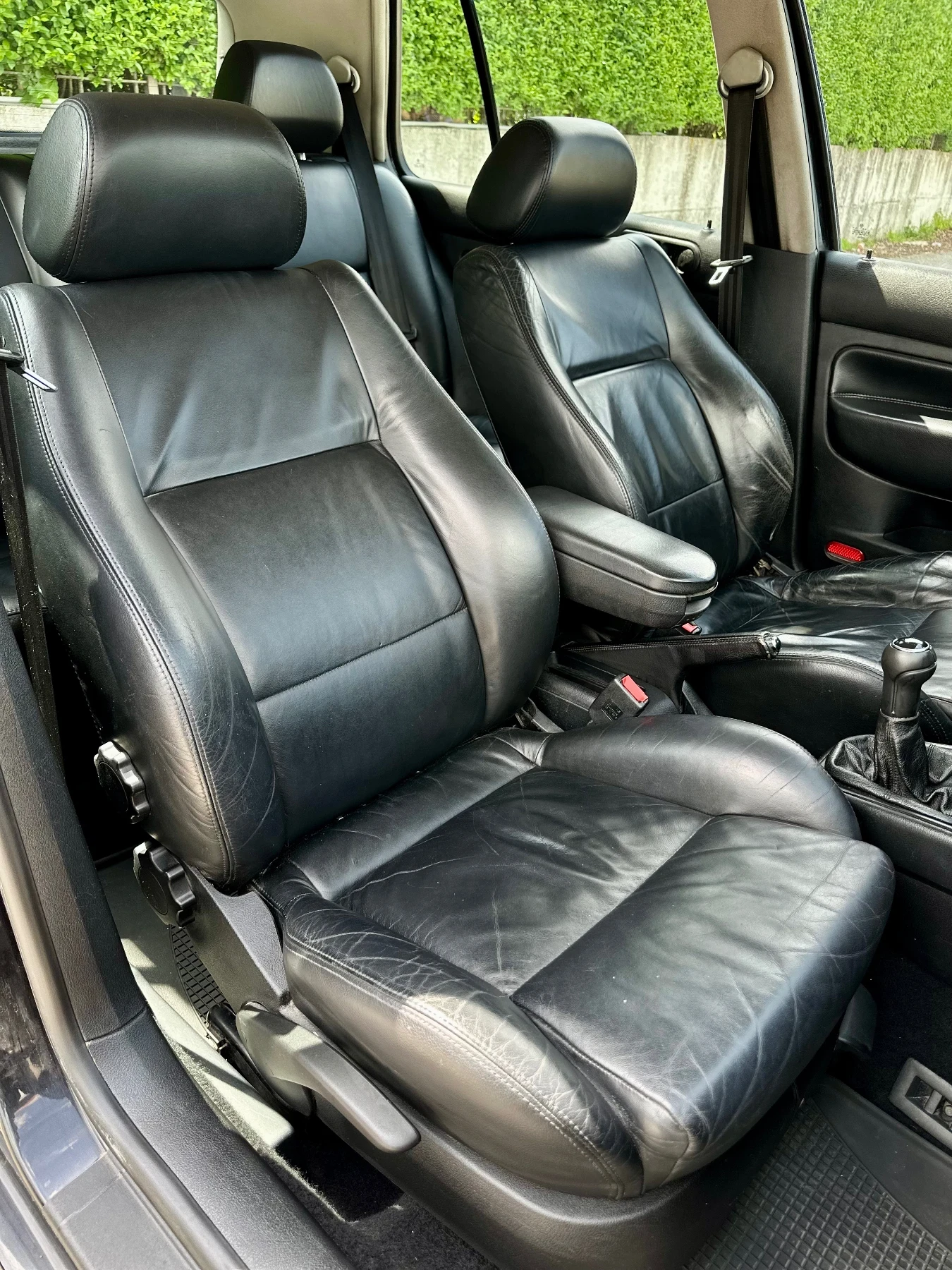 VW Golf 1.9 TDI PD Highlline Кожа - изображение 10