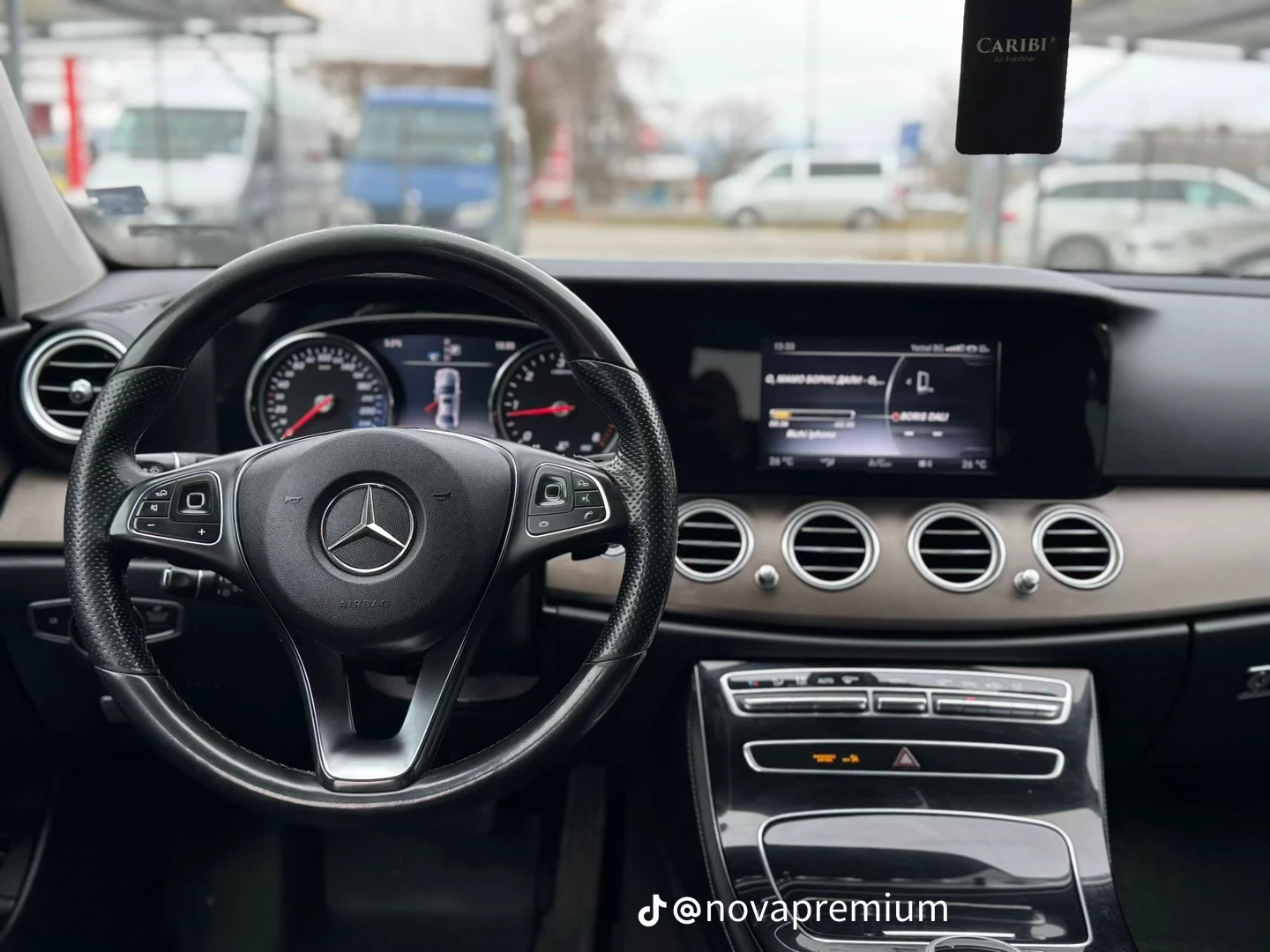 Mercedes-Benz E 220  - изображение 6