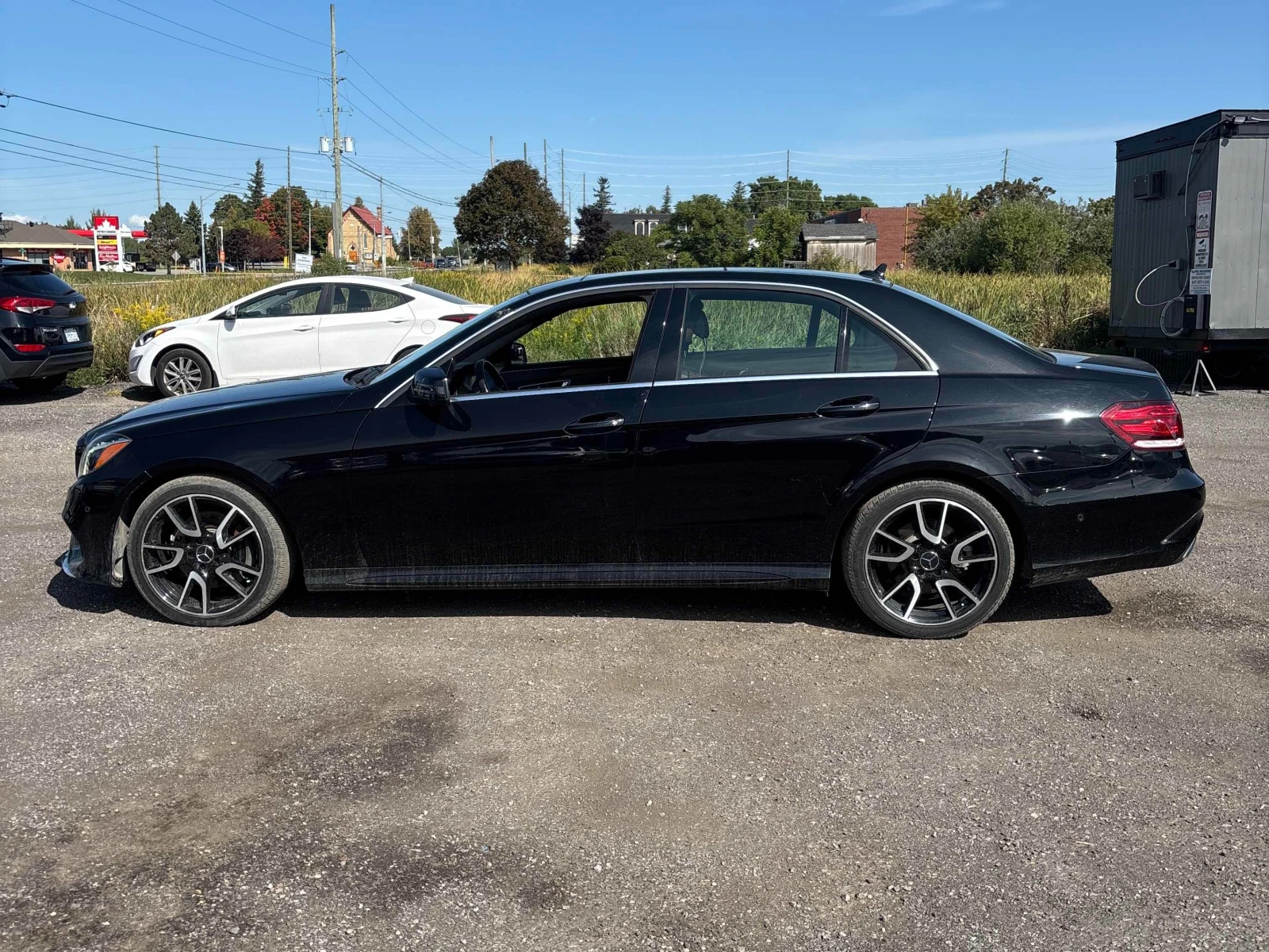 Mercedes-Benz E 350 * * 4MATIC * * CARFAX * * АВТО КРЕДИТ * *  - изображение 4