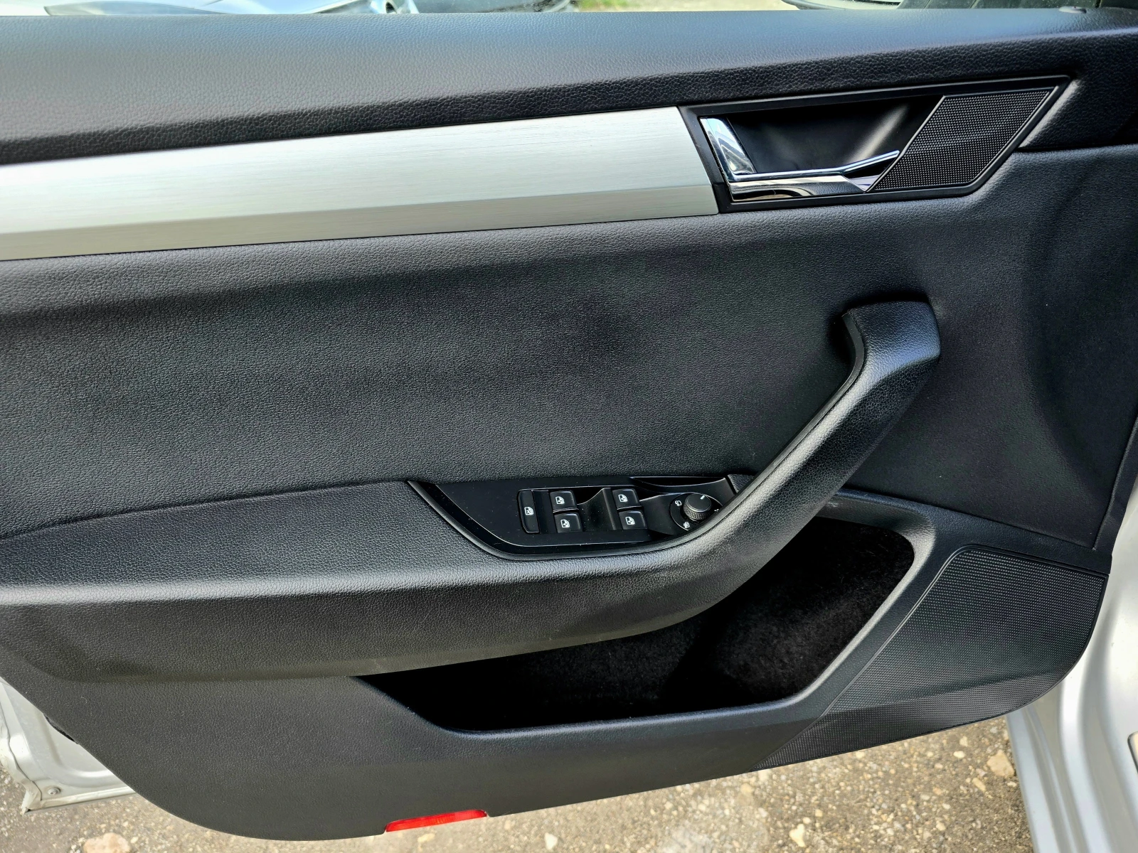 Skoda Superb  / /DISTRONIK/2.0TDI/150hp | Mobile.bg   7