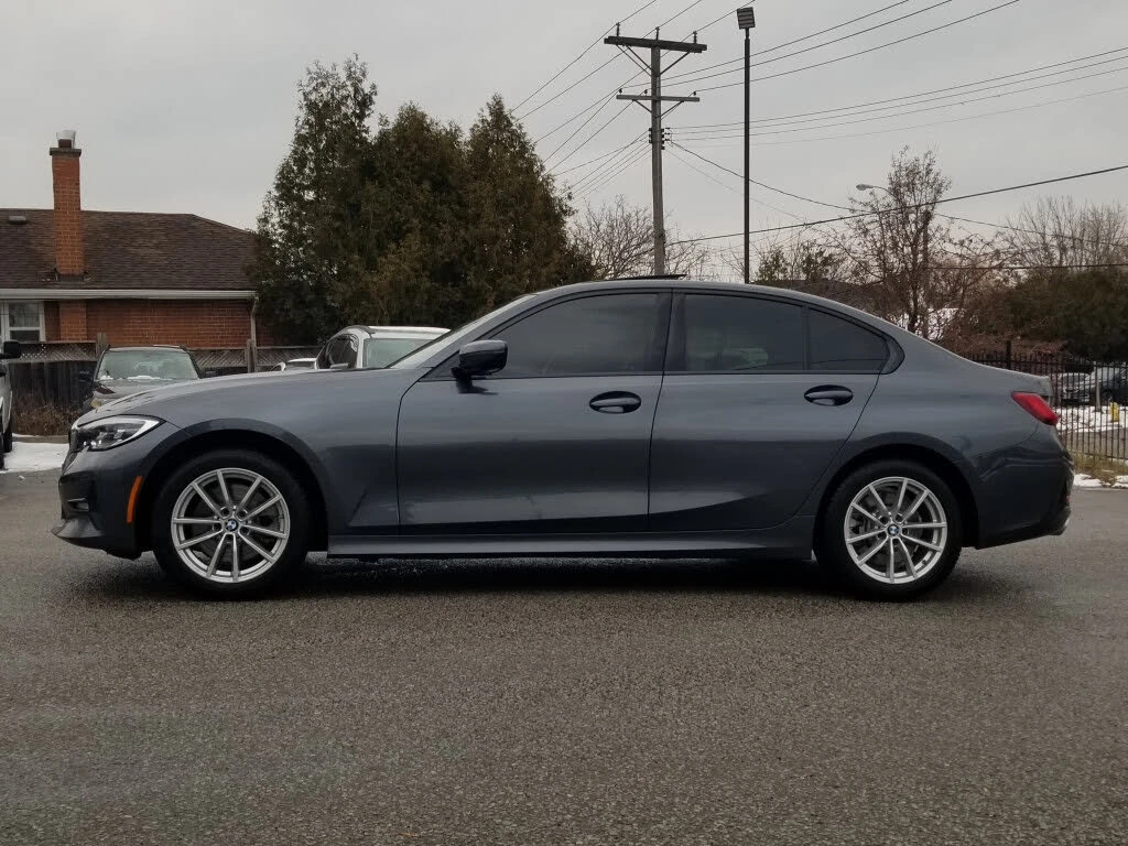 BMW 330 xDrive ПОДГРЕВ* CAM* KEYLESS* BLINDSPOT*  - изображение 3