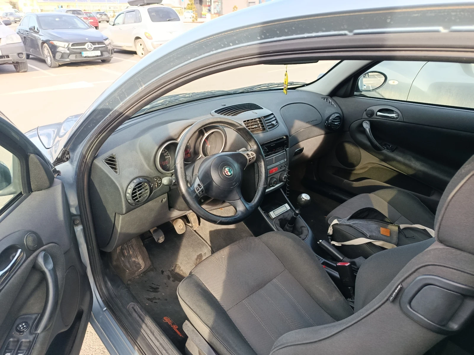 Alfa Romeo 147 1.9 JTD - изображение 7