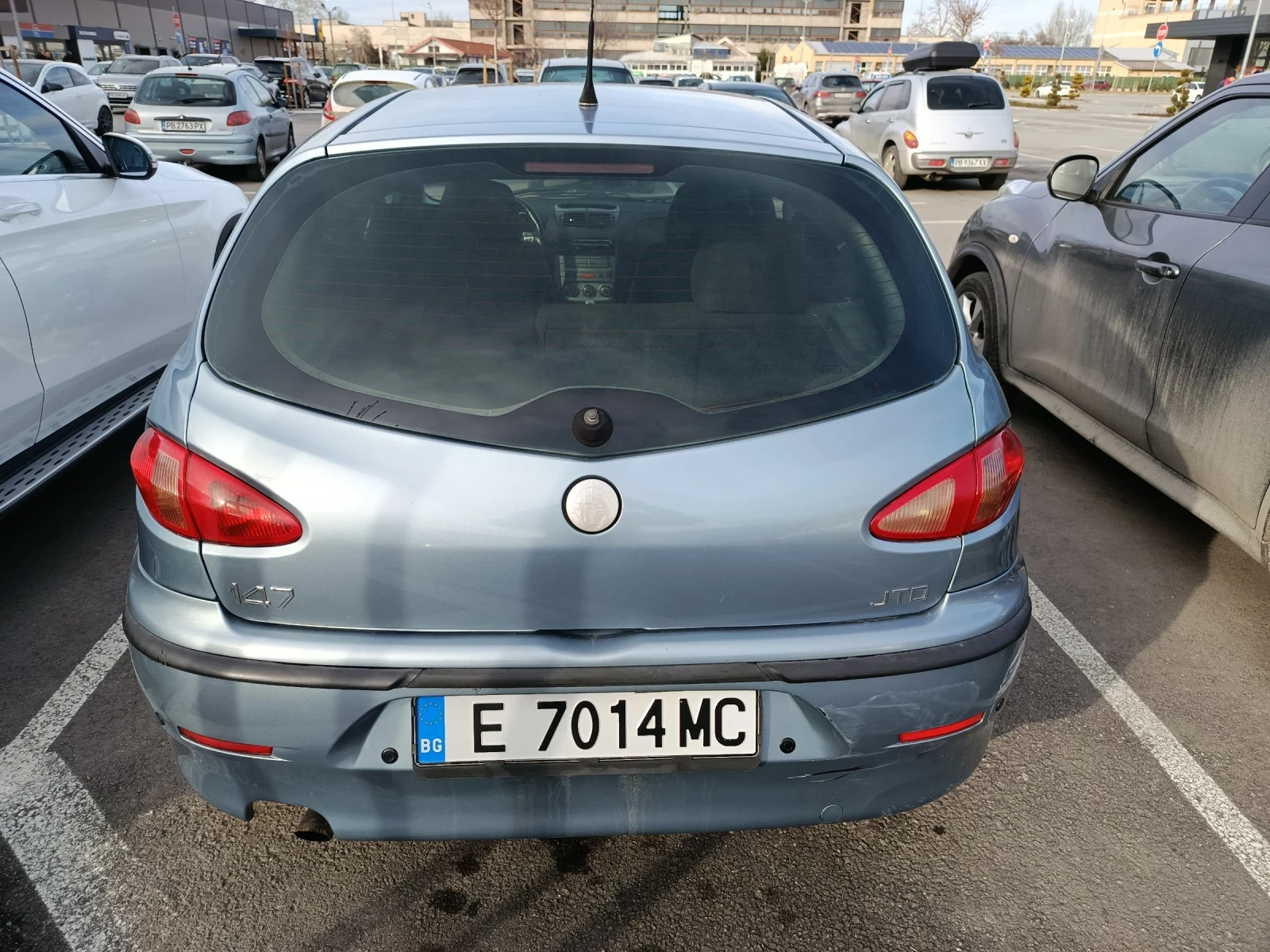 Alfa Romeo 147 1.9 JTD - изображение 2