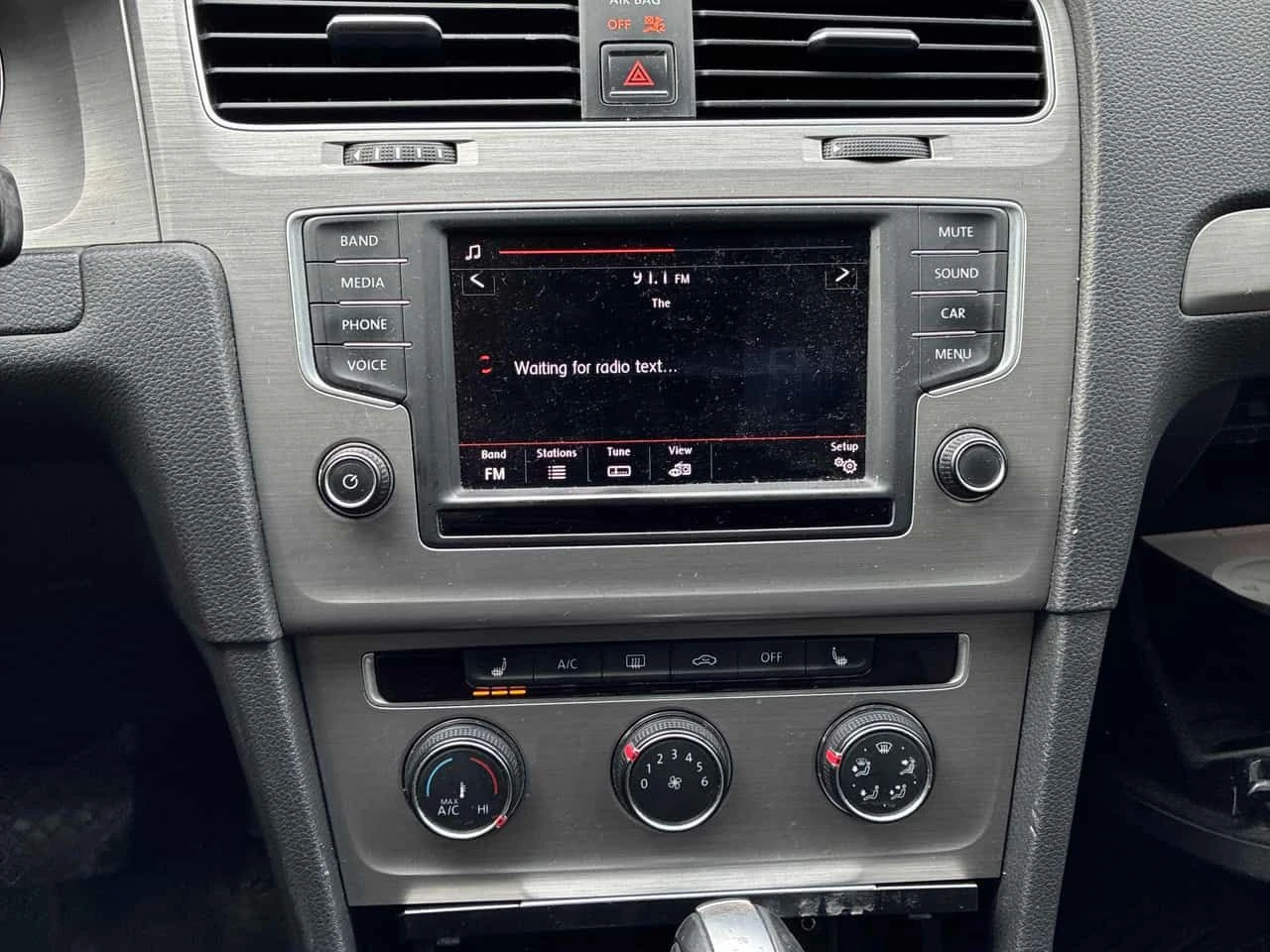 VW Golf * 5dr HB Auto 1.8 TSI * CARFAX * ЦЕНА ДО БГ, снимка 9 - Автомобили и джипове - 53740724