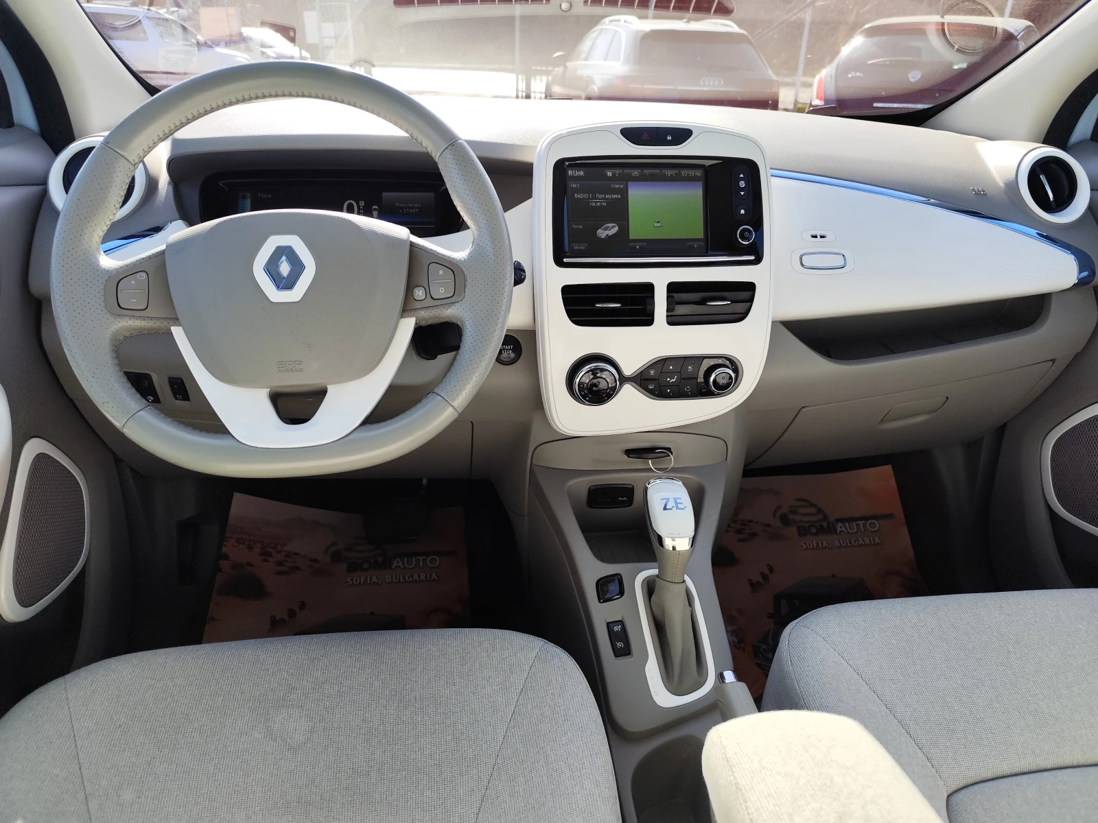 Renault Zoe АВТОМАТИК* 120KWh* NAVI* LED*  - изображение 8