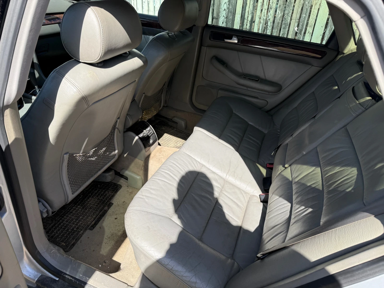 Audi A6 2.5TDI 180к.с, снимка 8 - Автомобили и джипове - 53846418