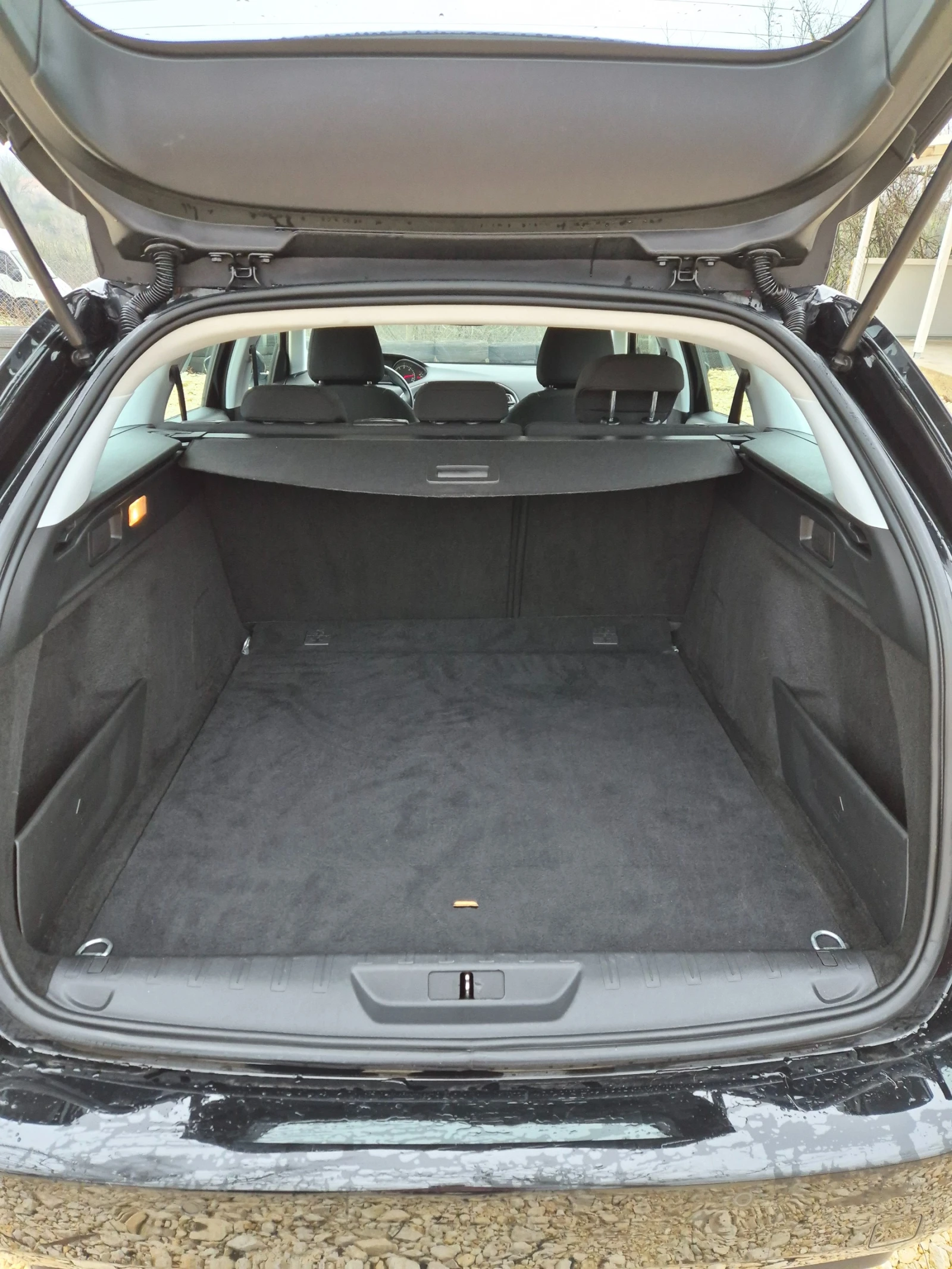 Peugeot 308, снимка 6 - Автомобили и джипове - 54036123