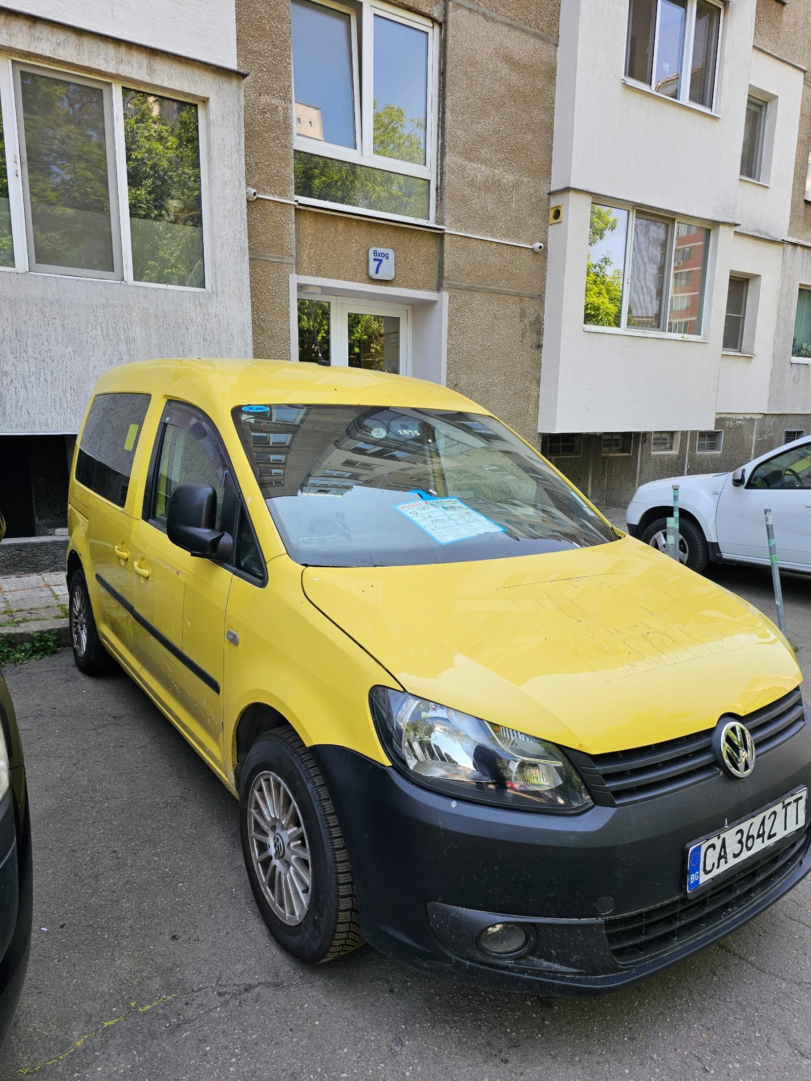 VW Caddy, снимка 3 - Автомобили и джипове - 54078241