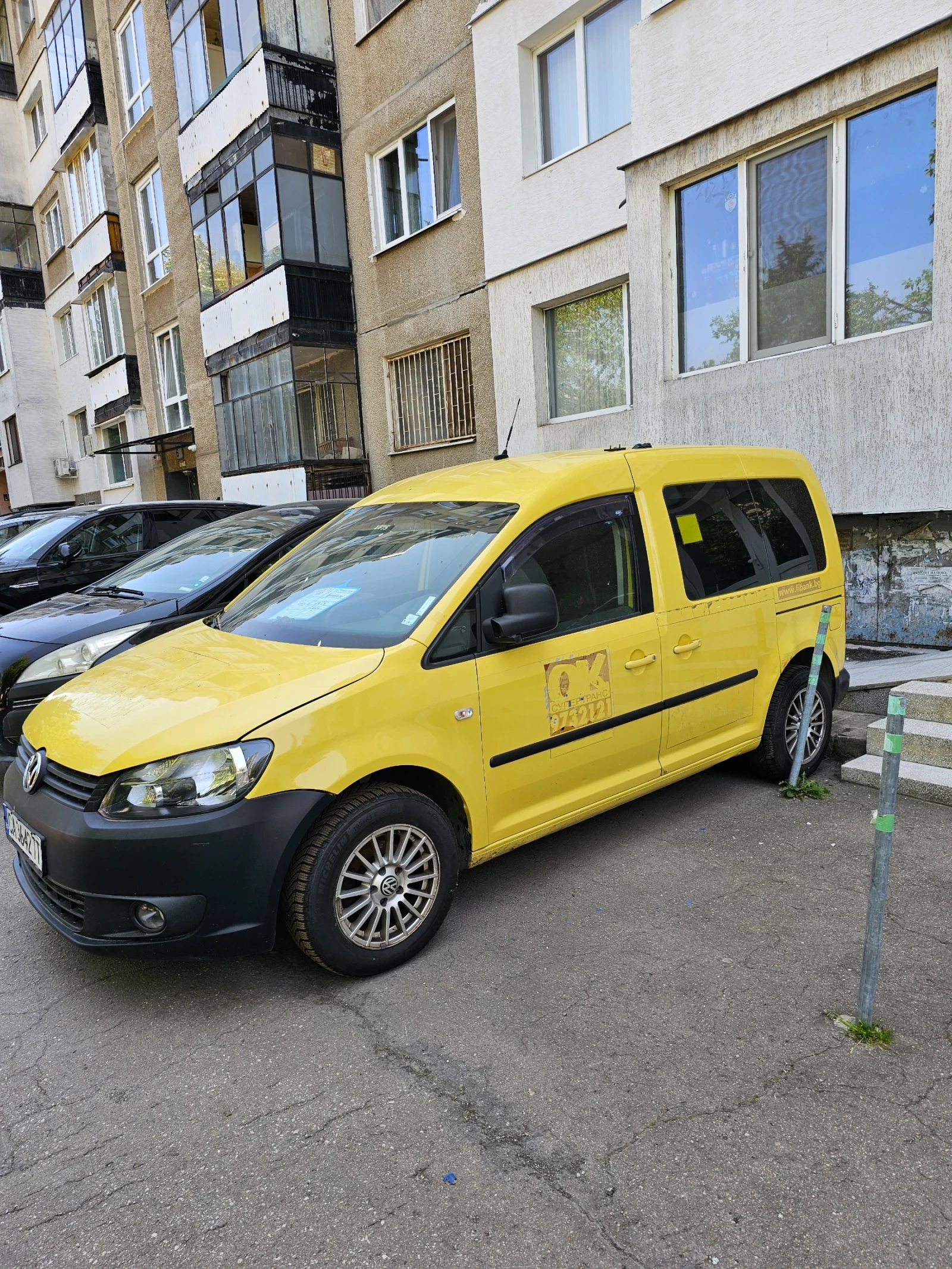 VW Caddy, снимка 2 - Автомобили и джипове - 54078241