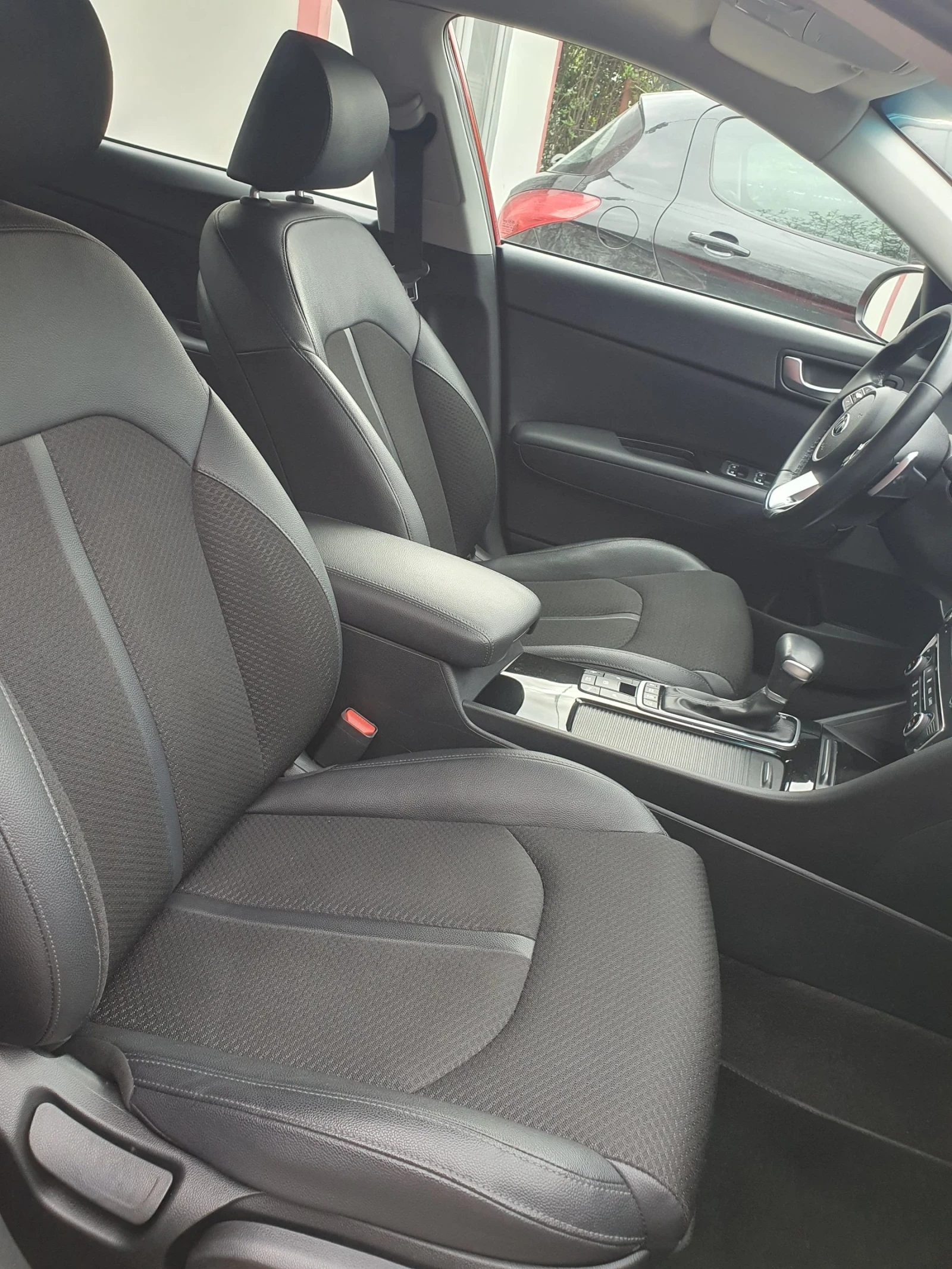 Kia Optima 1.6 D FACE AUT NAVI PODGREV CAMERA | Mobile.bg � ����������� 10