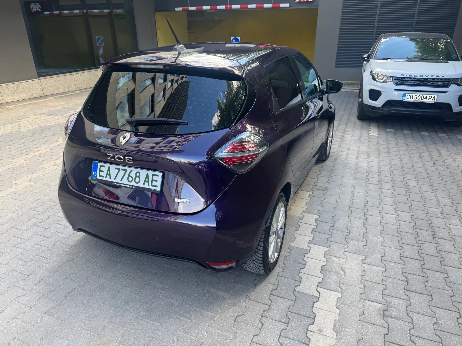 Renault Zoe  R110/52 kWh / Камера / Нави/ CCS, снимка 3 - Автомобили и джипове - 54416114