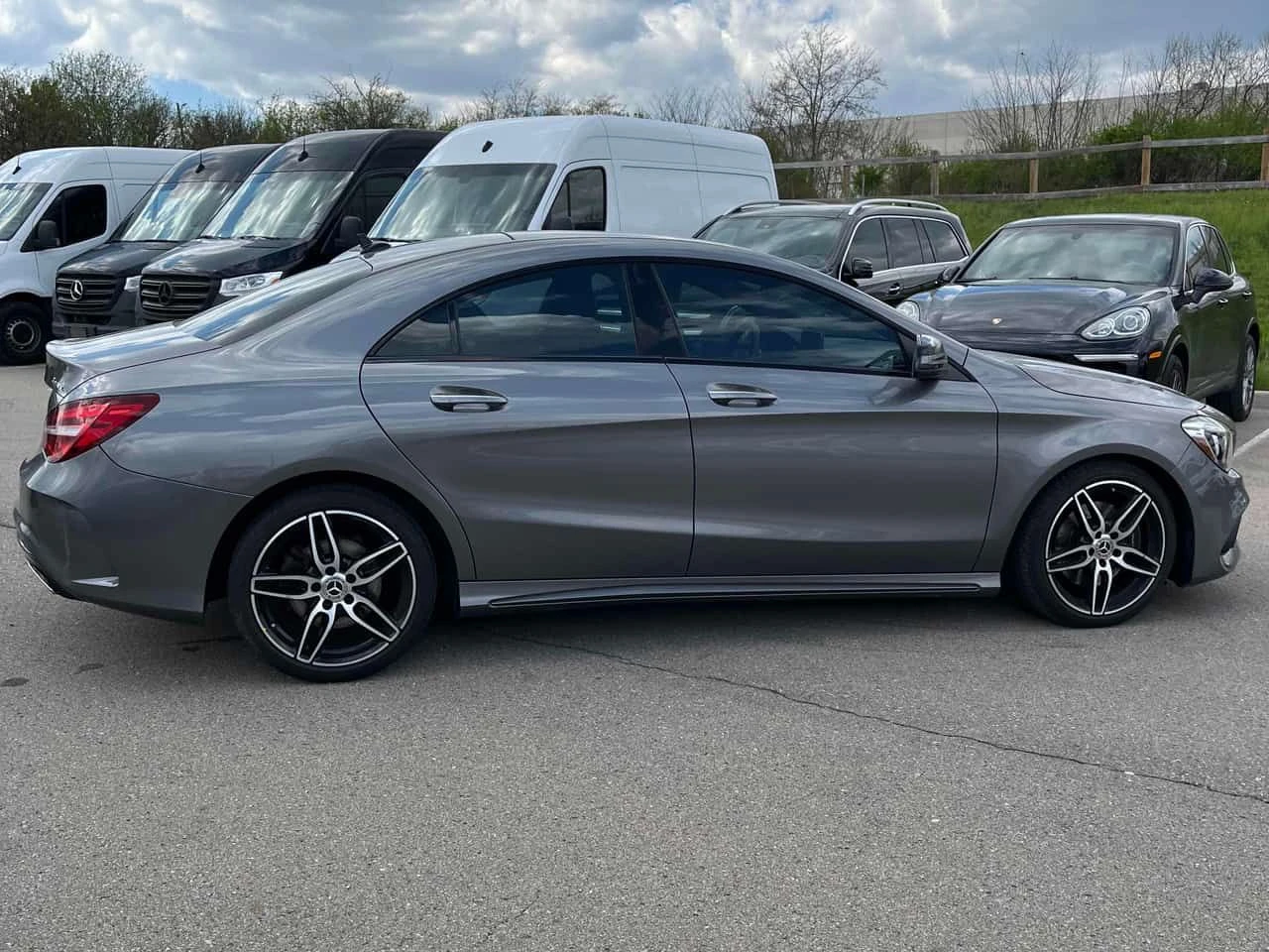 Mercedes-Benz CLA 250 | ПОДГРЕВ | CARFAX | ДВА КЛЮЧА | , снимка 3 - Автомобили и джипове - 54529056